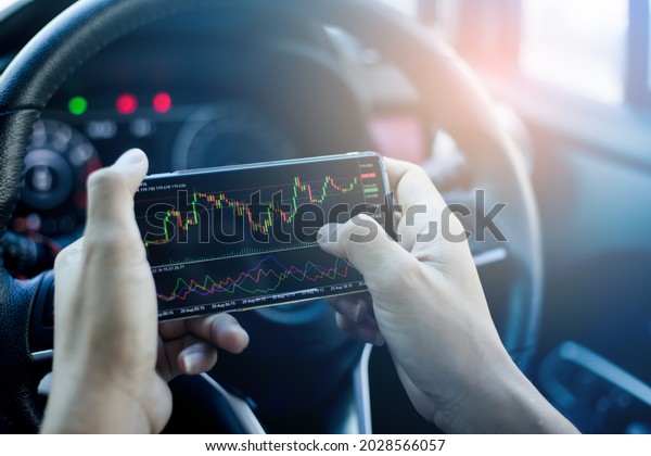Trade forex\
stocks on the car while\
traveling