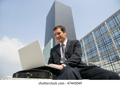 Trader working outside the office