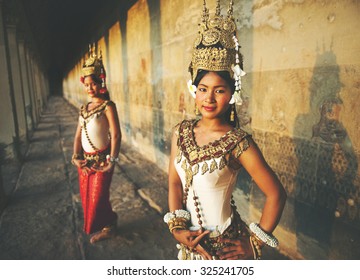 Traditional Aspara Dancers Siem Reap Concept