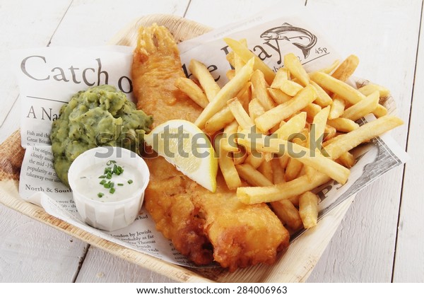 traditional british fish chips 600w 284006963