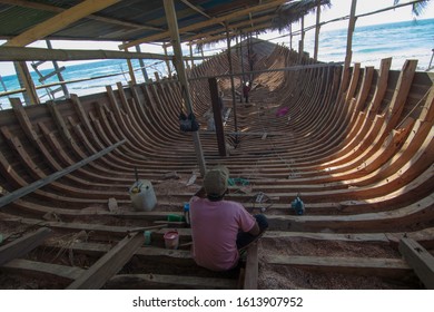 Traditional Bugis boat Phinisi, frame construction