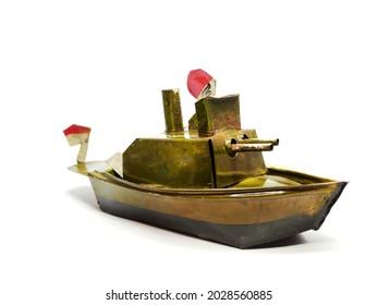 Traditional Children's Toys From Indonesia, Warships Made From Used Cans With Vegetable Oil Fuel.