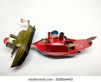 Traditional Children's Toys From Indonesia, Warships Made From Used Cans With Vegetable Oil Fuel.