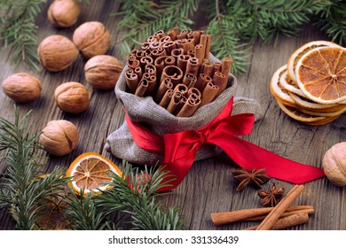 Traditional Christmas Spices.