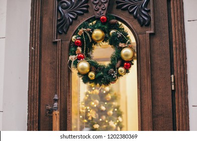 Wreath On Door Images Stock Photos Vectors Shutterstock