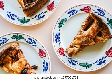 Traditional Classic Dutch Apple Pie 