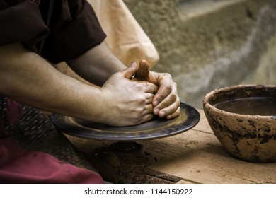 Traditional Clay Potter, Craftmanship Detail