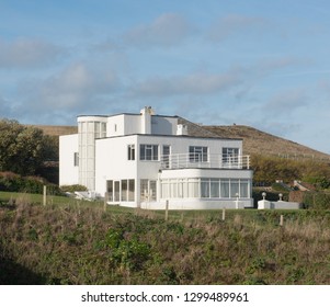 Traditional Cornish Art Deco Style House On The Cliff Top Of Trevose Head Part Of The South West Coast Path Between Trevone And Porthcothan In Rural Cornwall, England, UK