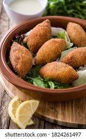 Traditional libanese kibbeh on wooden table