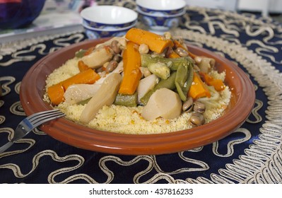 الطبخ المغربي الطحين المغربي Traditional-moroccan-tajine-couscous-vegetables-260nw-437816233