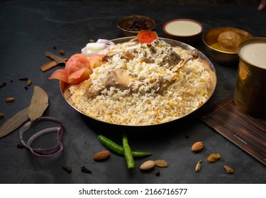 Traditional Old Dhaka Food In Bangladesh