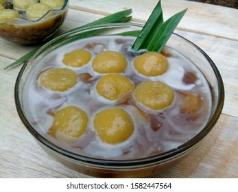 Traditional porridge served with sweet coconut milk and made of sweet potato