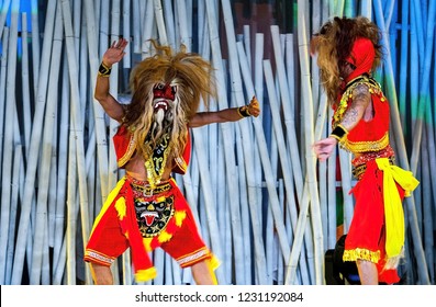 Traditional Reog Mask Dance 