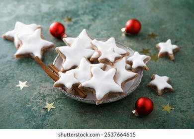 Traditional star shaped cookies with cinnamon - Powered by Shutterstock