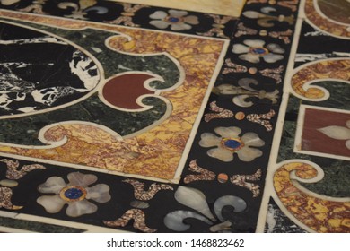 A Traditional Table In The Met New York