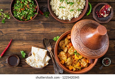 الطبخ المغربي الطحين المغربي Traditional-tajine-dishes-couscous-fresh-260nw-1225420345