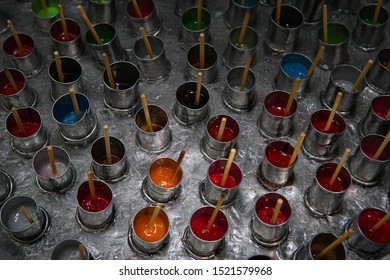 Traditional Thai Popsicle Maker Made By Using Juice Pour To Stainless Tube And Soak Into A Tank Then Rotate The Top,this Agitates The Ice And Settles The Tubes