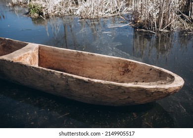 Traditional Ukrainian Wooden
Dinghy Boat 