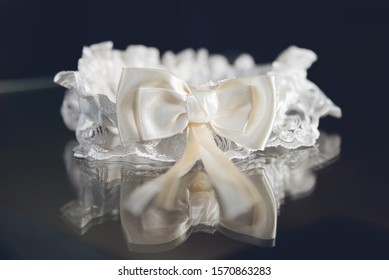 Traditional  Wedding Bridal Garter Belt. 