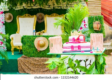 traditional wedding decor