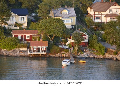 Log Cabin On Lake Images Stock Photos Vectors Shutterstock