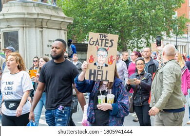 TRAFALGAR SQUARE, LONDON/ENGLAND- 29 August 2020: THE GATES OF HELL sign at the Unite for Freedom rally; referring to conspiracy theories surrounding in Bill Gate's involvement with Coronavirus