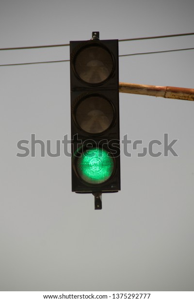 Traffic lights - green\
light