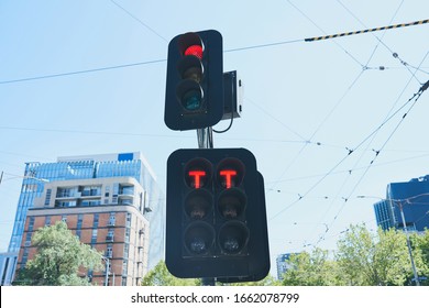 how do traffic lights work australia