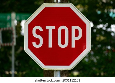 12,420 Octagonal Traffic Signs Images, Stock Photos & Vectors ...