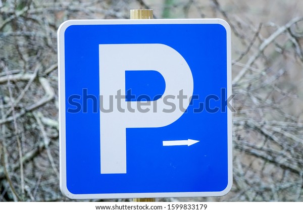 Traffic signals: parking\
area roadsign