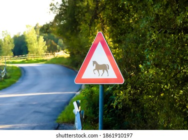 253 Warning beware horses symbol Images, Stock Photos & Vectors ...