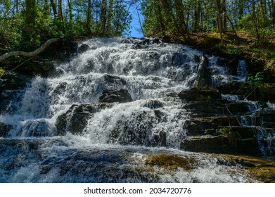 Trahlyta Falls in Vogel State Park, near Blainsville, Georgia.