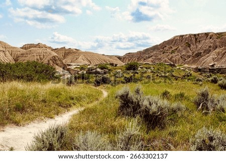 Trail through the Badlands of Toadstool Geologic Park in Northwestern Nebraska.