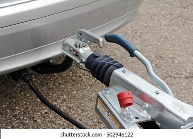 Trailer hitch with trailer on a car