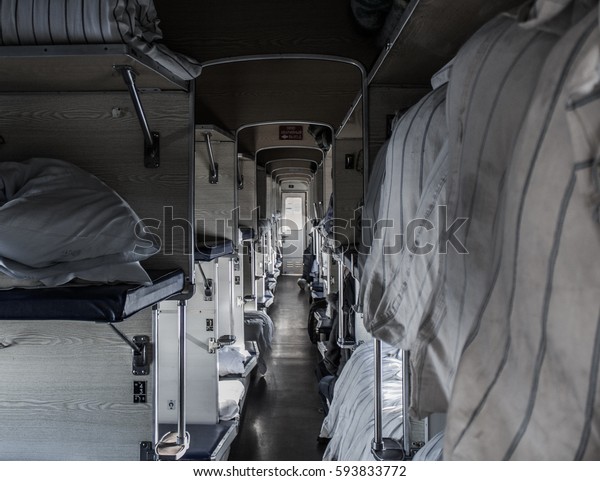 train, second-class\
carriage, rail car 