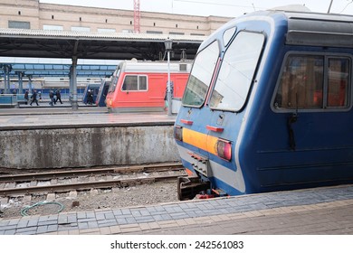 train at the station