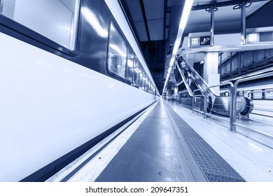 train station platform