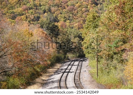 The train track overlooking fall foliage at Lehigh Gorge State Park, Jim Thorpe, Pennsylvania, U.S.A
