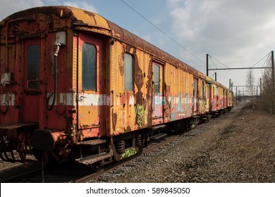 train tracks