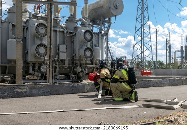 Training of firefighters, Fire training\
extinguishing an electrical\
substation.