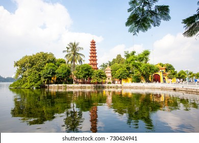 Tran Quoc Pagoda,the oldest Buddhist temple in Hanoi, is located on a small island near the southeastern shore of Hanoi's West Lake, Vietnam.