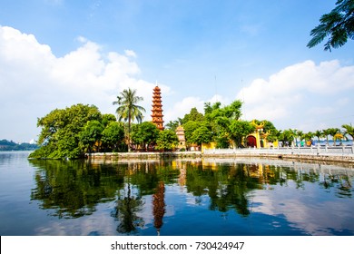 Tran Quoc Pagoda,the oldest Buddhist temple in Hanoi, is located on a small island near the southeastern shore of Hanoi's West Lake, Vietnam.