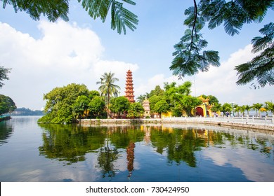 Tran Quoc Pagoda,the oldest Buddhist temple in Hanoi, is located on a small island near the southeastern shore of Hanoi's West Lake, Vietnam.