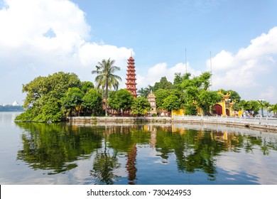 Tran Quoc Pagoda,the oldest Buddhist temple in Hanoi, is located on a small island near the southeastern shore of Hanoi's West Lake, Vietnam.