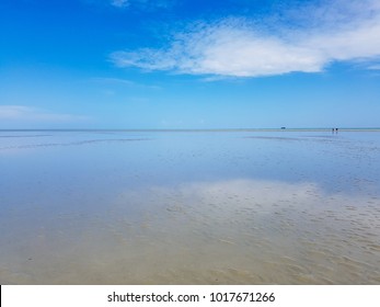 Tranquil Landscape Of Sky Mirror, A Famous Tourism Spot In Kuala Selangor, Malaysia Which The Beach Only Appeared When Sea Water Level Low During, Four Days Before And After Full Moon Phase.