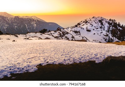 Tranquil Landscape Of Sunset At Triund Hill Top At Mcleodganj, Dharamsala, Himachal Pradesh, India. One Of The Most Beautiful Trekking Places In Dharamshala. Serene Place For Camping And Star Gazing