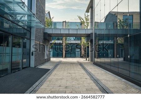 Tranquil Pathways in Modern Architecture: A Captivating Urban Escape