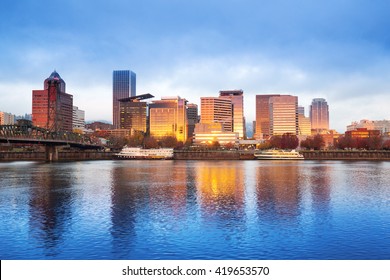 Tranquil Water,cityscape And Skyline Of Portland At Sunrise