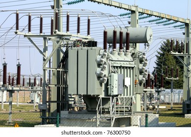 8,737 Electrical power transformation Images, Stock Photos & Vectors ...