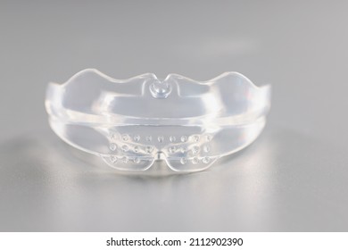 Transparent piece of mouthpiece, equipment to wear for teethcare